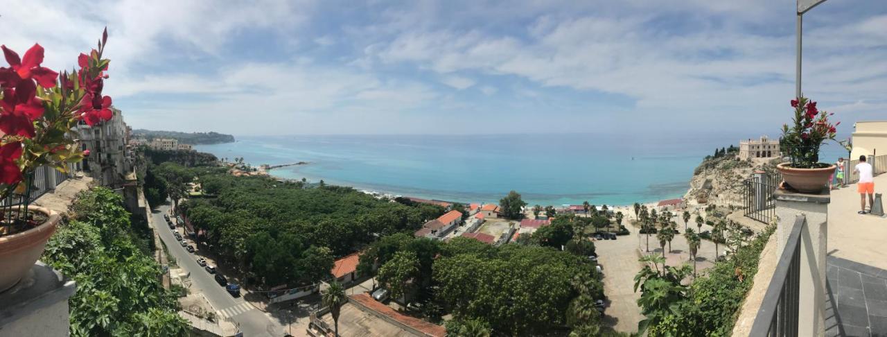 Chez Moi Tropea Centro Bed & Breakfast Exterior photo